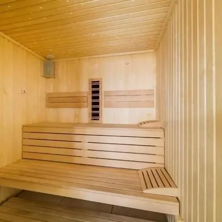 Luxury Prima Linie La Mare Piscina Cu Sauna Jacuzzi Gym Năvodari